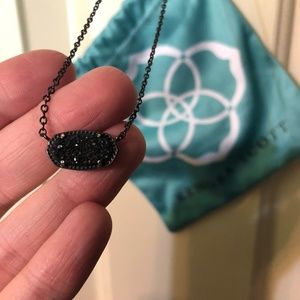 Kendra Scott Elisa Pendant Necklace In Black Drusy